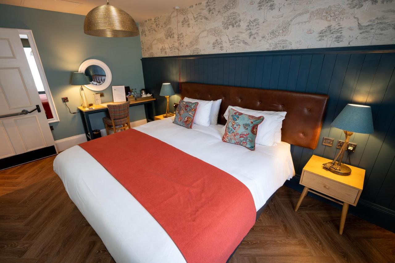 Victoria Hotel By Chef & Brewer Collection Menai Bridge Bagian luar foto