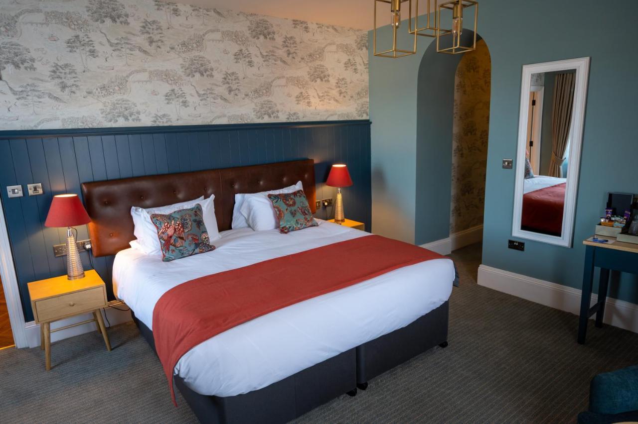 Victoria Hotel By Chef & Brewer Collection Menai Bridge Bagian luar foto